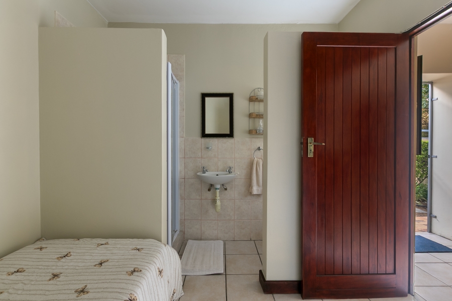 4 Bedroom Property for Sale in Cola Beach Western Cape